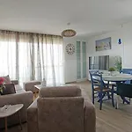 Blue Eye Apartment